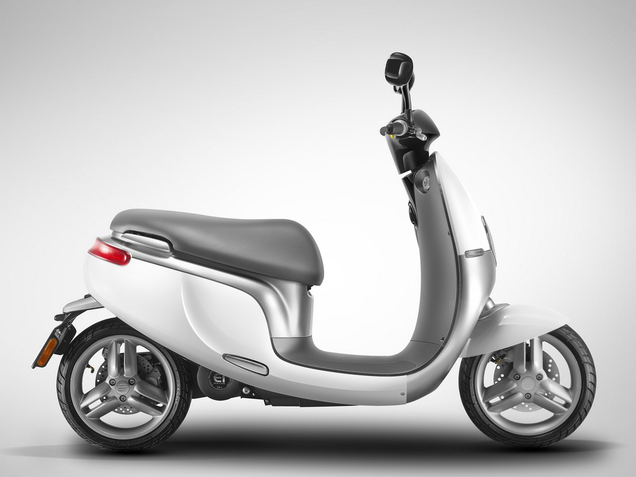 motoway ecooter 3